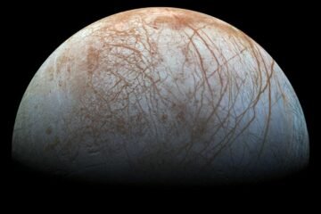 ‘Europa Clipper’: la NASA lanza la mayor nave interplanetaria para buscar rastros de vida en la luna de Júpiter