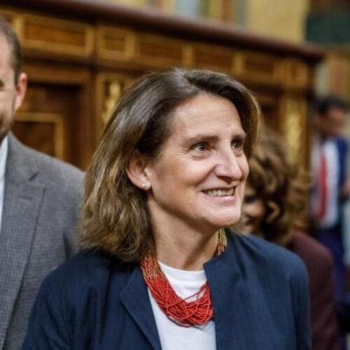 Populares, socialistas y liberales desbloquean la Comisión Europea con Teresa Ribera, pese al veto del PP