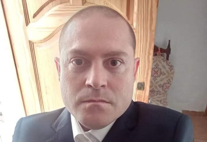 Manuel Escarabajal Villalba debuta con “un camino hacia la libertad” psicológica introspectiva