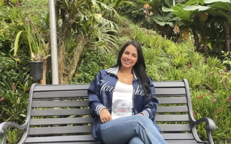 Carolina Monsalve irrumpe en la escena literaria con una novela valiente y desgarradora