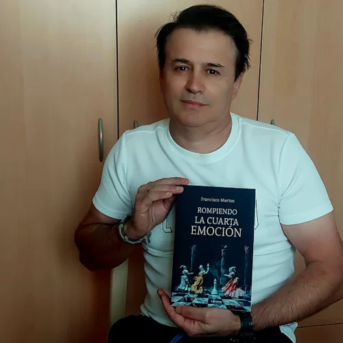 Francisco Martos Luque irrumpe en el mundo literario con una ópera prima diferente y cautivadora