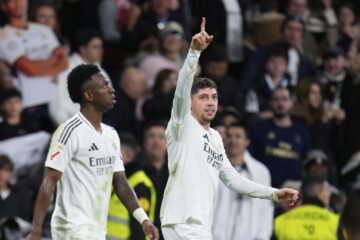 Valverde evita que el Real Madrid dimita de la Liga