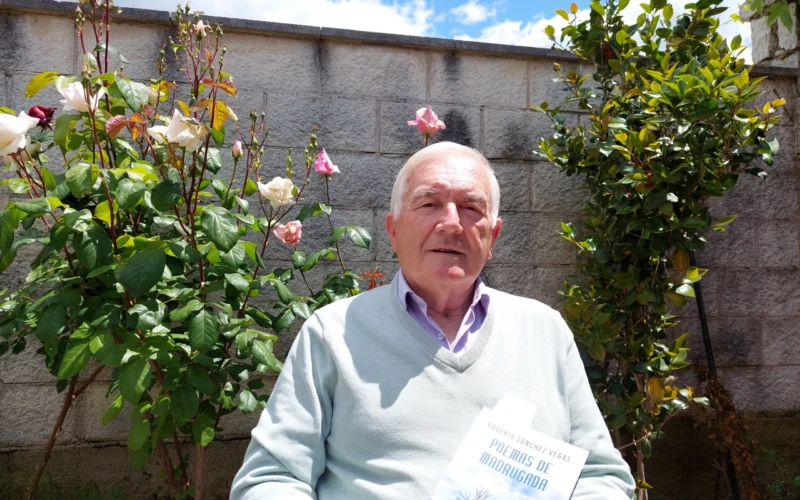 Eugenio Sánchez Vegas lanza su nueva obra poética 'Poemas de Madrugada: Fumarolas'.
