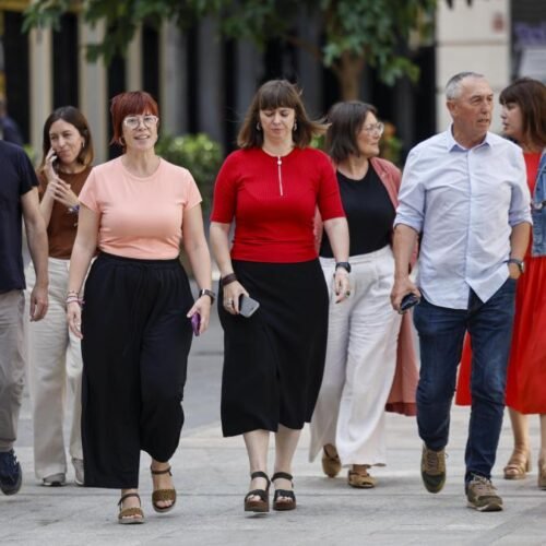 El partido mayoritario de Compromís vota para desvincularse de Sumar