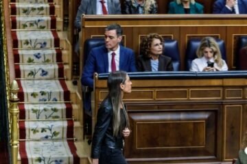 Junts reclama respuestas a Sánchez y ve margen para endurecer su apoyo