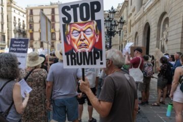 Casi dos mil marchas en todo EE.UU. contra el ‘rey’ Trump