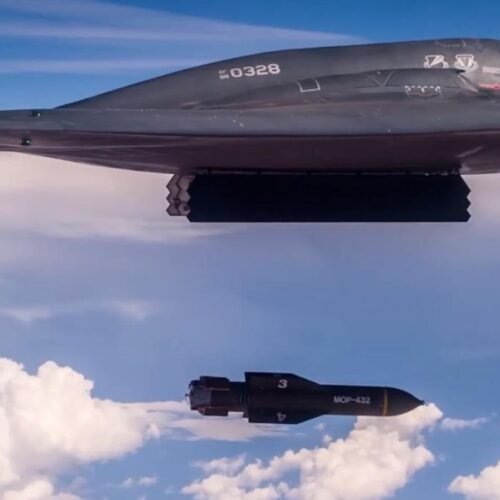 GBU-57, la bomba antibúnker usada por EE.UU. para bombardear las centrales nucleares de Irán
