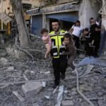 Irán responde al ataque de EE.UU. con una oleada de misiles a Israel