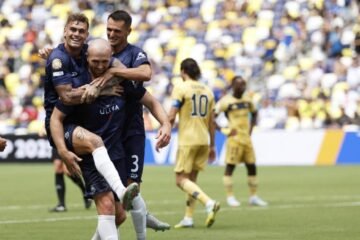 Un profesor de secundaria dignifica con su gol el amateurismo en el millonario Mundial de Clubs
