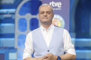 Ramón García da con la clave sobre el fracaso de ‘La familia de la tele’: ”¿Por qué voy a cambiar si veo la novela?”