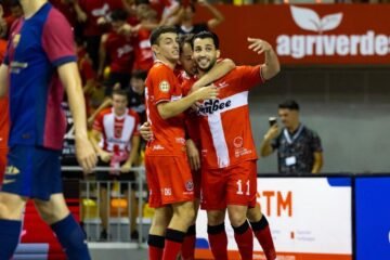 El Barça despide la temporada en blanco y con un final muy cruel ante el Cartagena