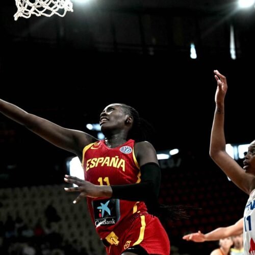 El salto de gigante de Awa Fam lleva a España a la final del Eurobasket