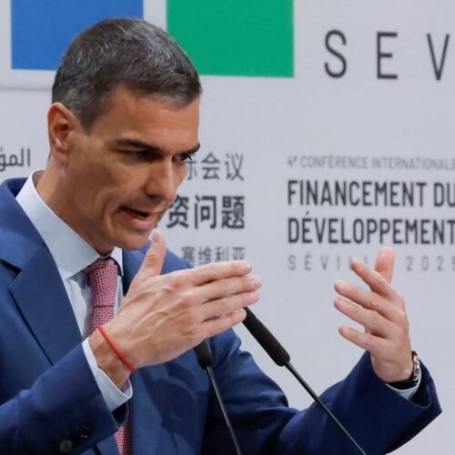 Sánchez encaja el golpe del ingreso en prisión de Cerdán y defiende su reacción: “Actuamos con contundencia”