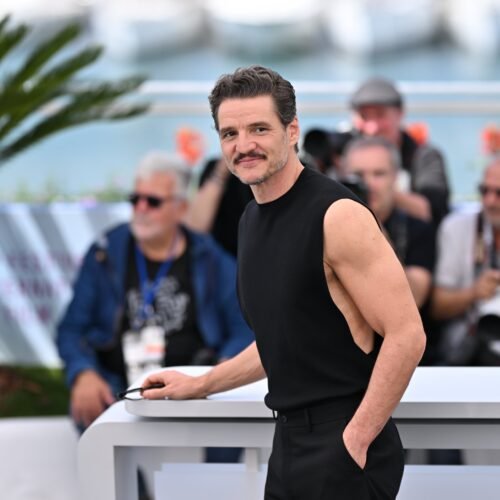 La batalla entre Pedro Pascal y J. K. Rowling por los derechos trans continúa: “Los abusones me ponen enfermo”