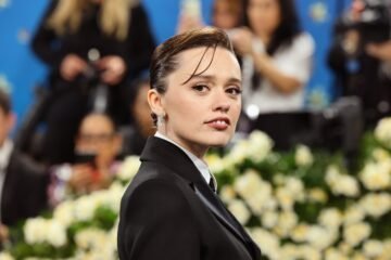 Aimee Lou Wood critica que recibió “viles amenazas de muerte” tras compartir un popular discurso contra la guerra