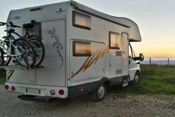 ¿Puedo llevar una bici o una moto en la autocaravana?