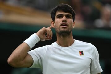 Carlos Alcaraz – Taylor Fritz, en directo | Semifinal de Wimbledon 2025: dónde ver el partido de tenis de hoy