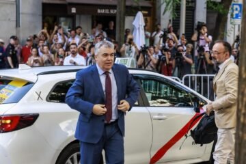 Cerdán se defenderá hurgando en el pasado policial de Koldo