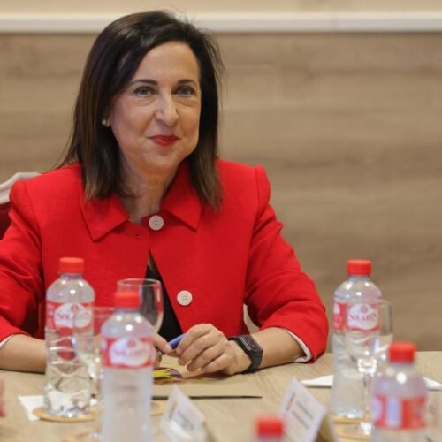 Robles alega que el fiscal general no está obligado a dimitir, pero advierte: “Es una decisión personal que tiene que tomar”