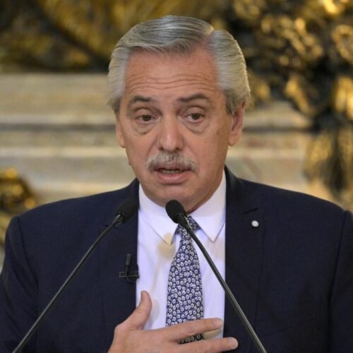 Procesan al expresidente peronista Alberto Fernández por corrupción durante su Gobierno