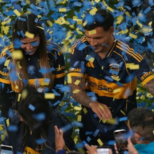 El fútbol argentino celebra el regreso de cinco campeones del Mundo