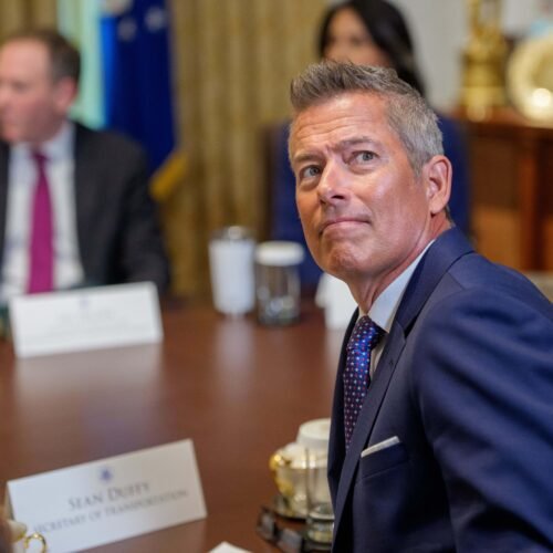 Trump designa jefe interino de la NASA al secretario de Transportes tras rechazar al favorito de Musk