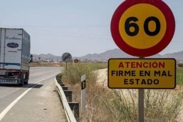 Más de la mitad de la red de carreteras españolas presenta deterioros graves