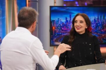 La peculiar historia familiar de Luz Casal: “Tuve tres padres, aprendí a ser una persona que sabe que se puede amar de maneras muy distintas”