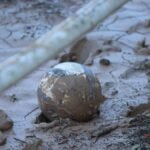 Un año después de la dana: el fútbol salva al fútbol