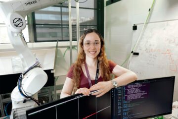 Theker Robotics: la clave de usar el ‘deep learning’ de la IA en los robots para hacerlos inteligentes