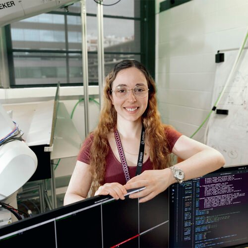 Theker Robotics: la clave de usar el ‘deep learning’ de la IA en los robots para hacerlos inteligentes