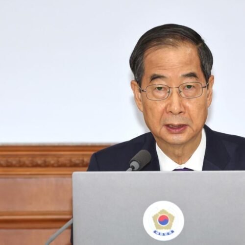 Condenan al ex primer ministro surcoreano Han Duck-soo a 23 años de cárcel por participar en la ley marcial