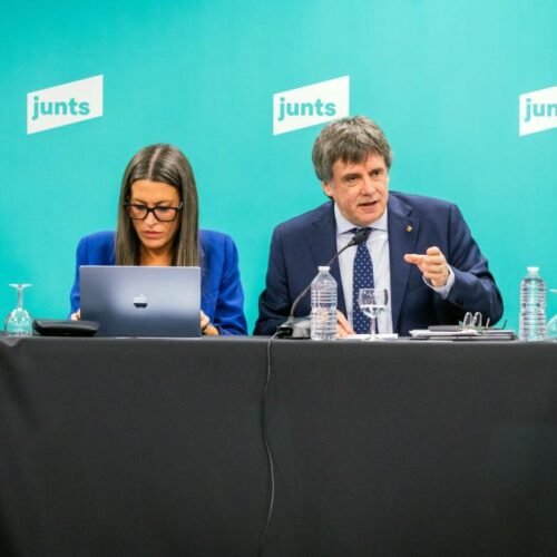 Puigdemont convoca la cúpula de Junts este sábado en el sur de Francia ante el colapso