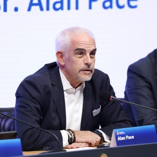 Alan Pace recurre a Pinocho para desmentir un impago a Chen Yansheng