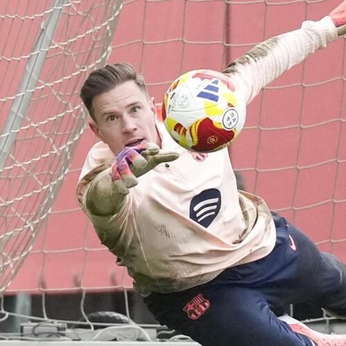 Ter Stegen deja la concentración por lesión y vuelve a Barcelona