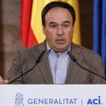 El president valenciano convoca a los partidos para lograr “una normalidad democrática”