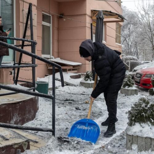 Zelenski declara la emergencia energética tras los continuos ataques rusos en pleno invierno