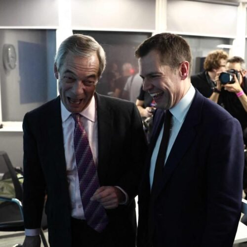 El número dos de los conservadores británicos cae en brazos de Farage