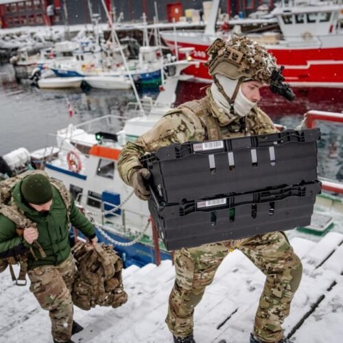 Europa enseña los dientes a Trump