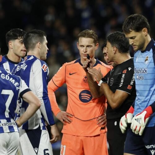 De Jong critica la altanería de Gil Manzano: “Te mira como si fuera más que tú”