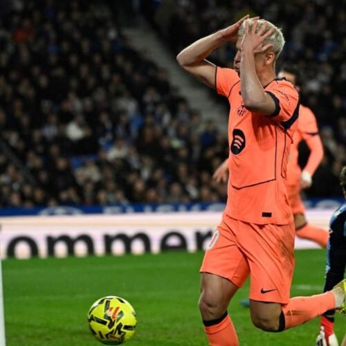 La reacción del Barça al arbitraje de Gil Manzano y otros detalles de la derrota en Anoeta