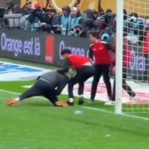 Los recogepelotas de Marruecos intentaron robar con violencia la toalla del portero de Senegal