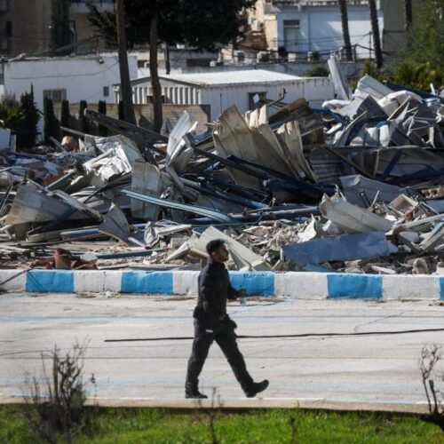 Israel comienza la demolición de la sede de la UNRWA en Jerusalén