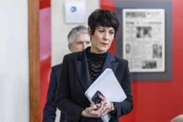 El Gobierno intenta mantener la tregua política con Feijóo tras la tragedia y tacha de “ruin” a Vox