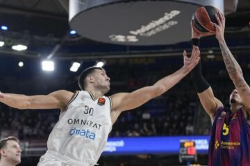 Brizuela encuentra el oasis y acaba con el Dubai