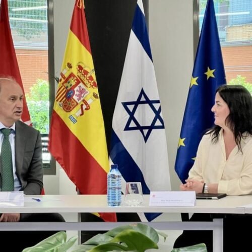 Ayuso recurre a Israel para mejorar su estrategia de ciberseguridad