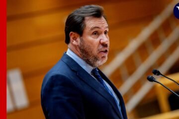 Rueda de prensa del ministro de Transportes, Óscar Puente