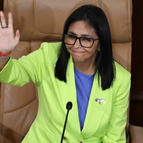 Delcy Rodríguez anuncia el desbloqueo de activos venezolanos en EE.UU. tras hablar con Trump