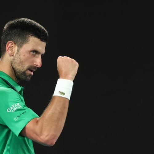 Un imperial Djokovic sorprende a Sinner y se cita con Alcaraz en la final del Open de Australia