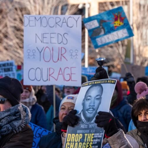 La administración Trump detiene a dos niños, y hermanos, que iban al mismo colegio que Liam